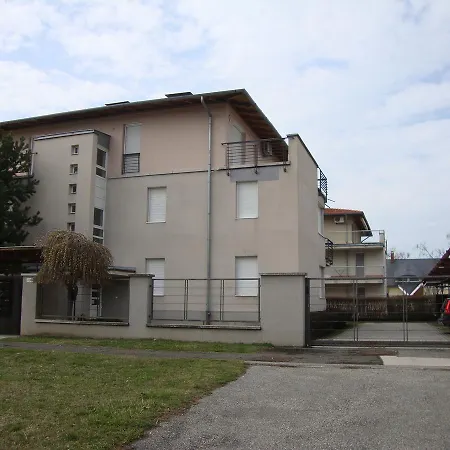 Sienna Family Apartman * Siofok