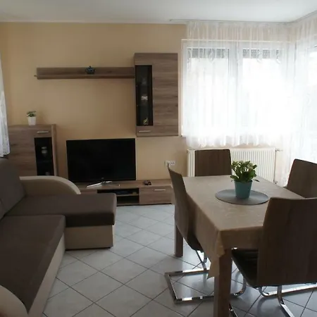 Apartment Sienna Family Apartman *